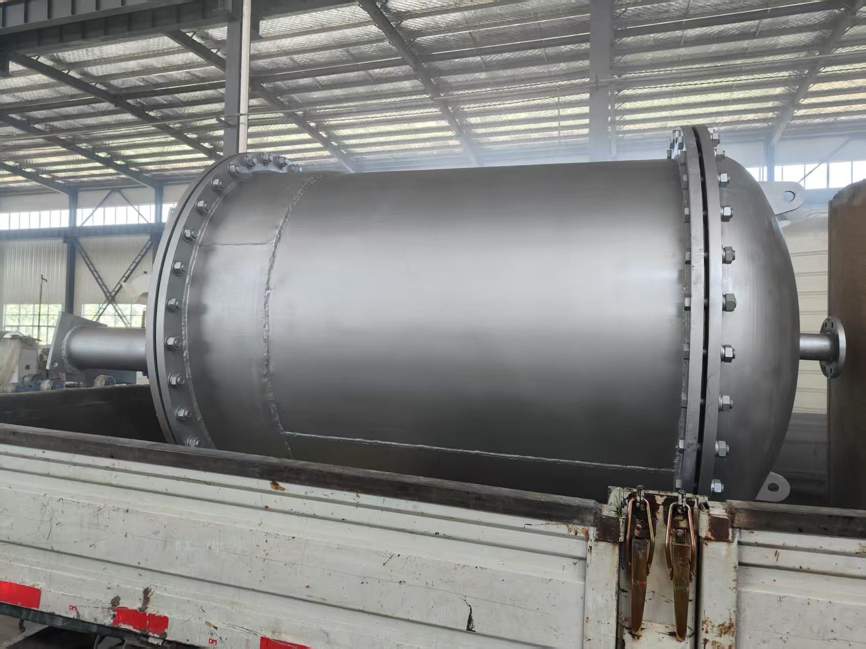 2025.04.23-濮陽市某化工有限公司列板換熱器KLC0.5-60發(fā)貨